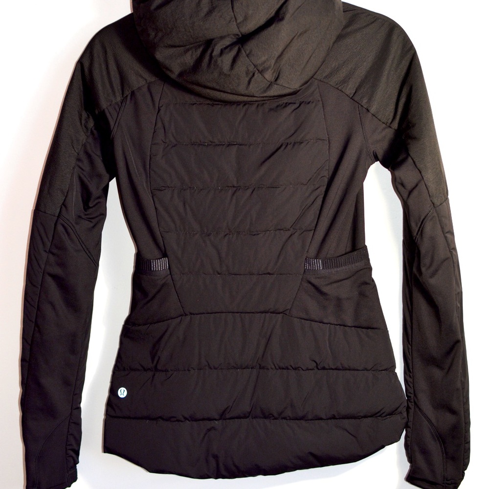 Lululemon down puffer winter zip up coat size 4